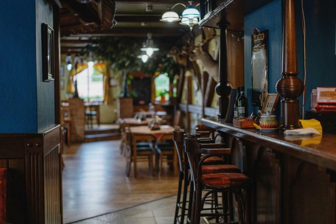 Hotel Taverna Javorník Kültér fotó