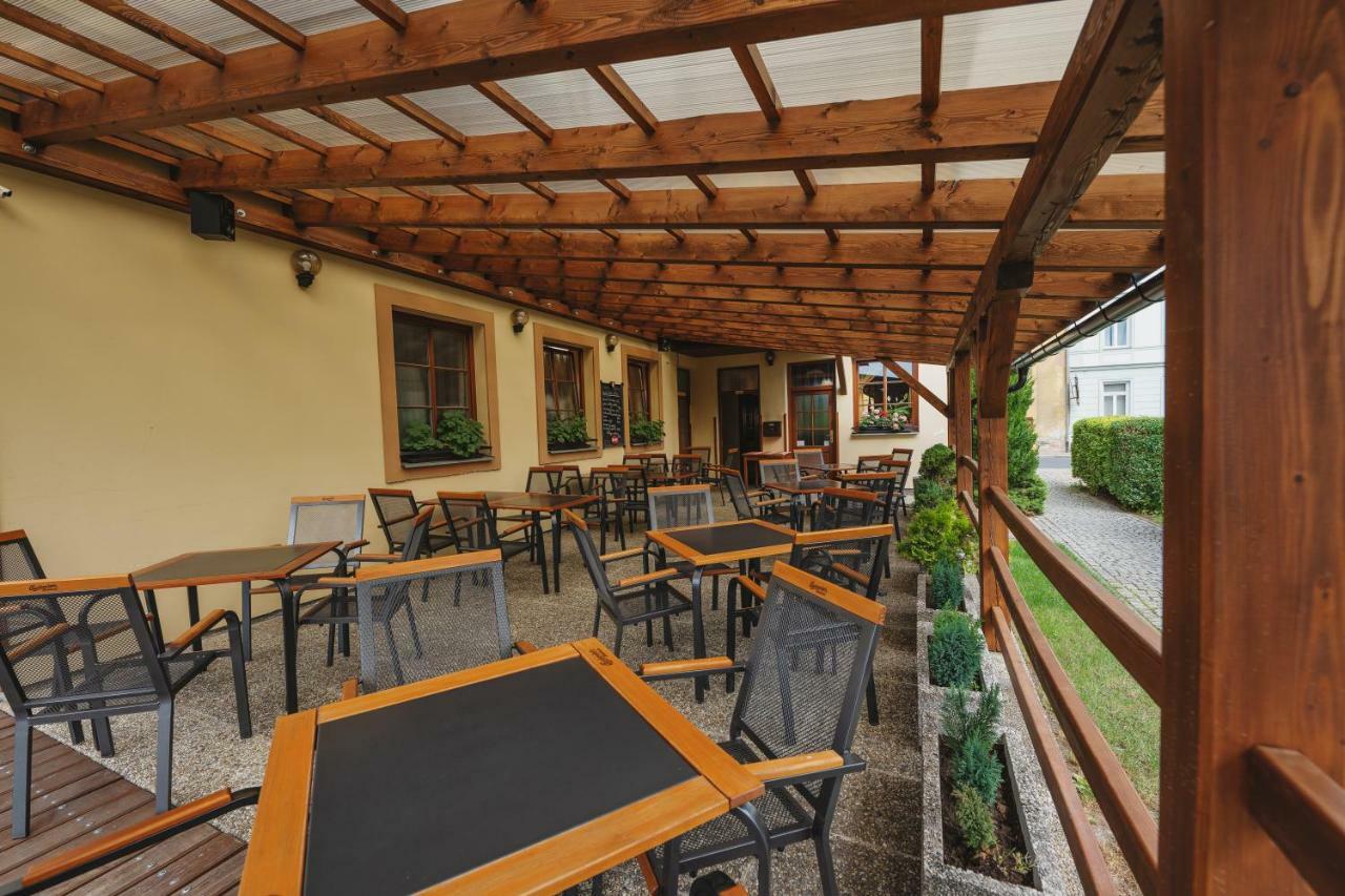 Hotel Taverna Javorník Kültér fotó